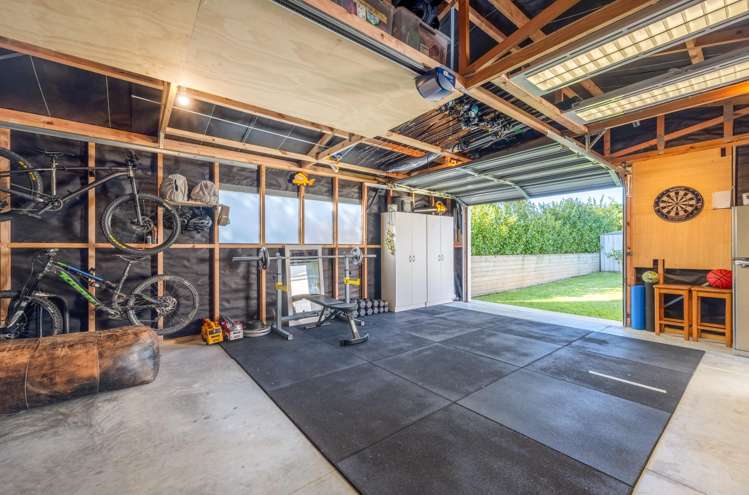 2/12 Pandora Place Pakuranga_16