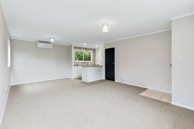 2/94 Kaurilands Road Titirangi_4