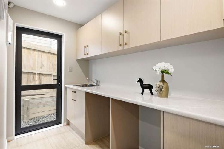 18a Celeste Place Totara Vale_18