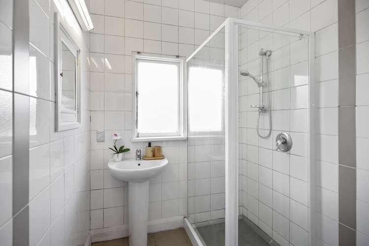 401 Pages Road Aranui_7