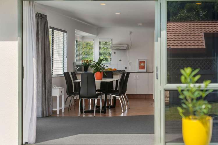 122 Carlton Street Bellevue_3