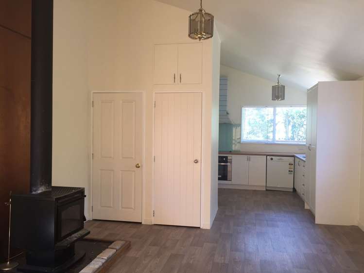 60 Grays Road Yaldhurst_2