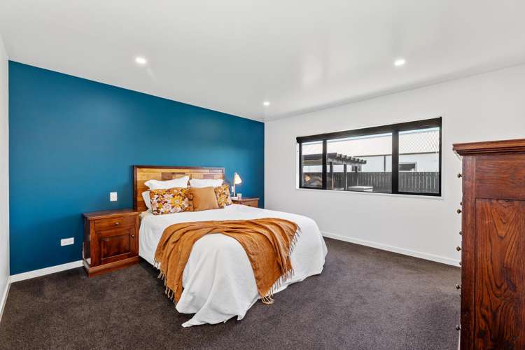 34 Spitfire Drive Burleigh_16