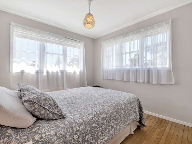 90 Glendale Road Glen Eden_19