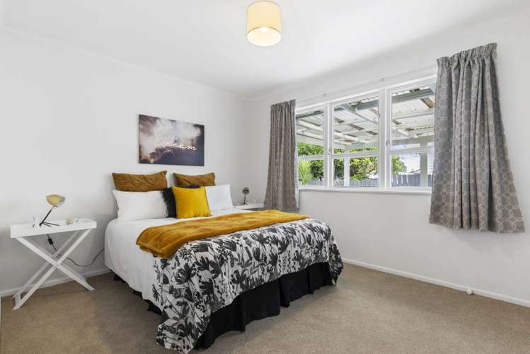 10 Williams Crescent Otara_8