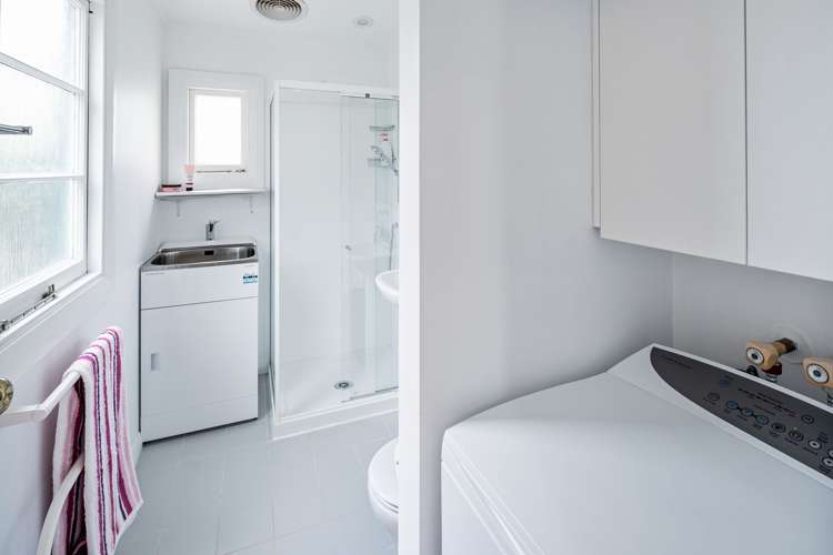 196 Rintoul Street Berhampore_9