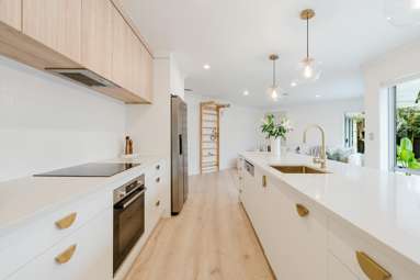 26 Nielsen Gardens_2