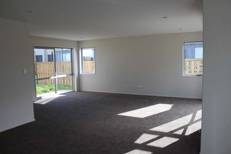 12 Pipipi Crescent Takanini_10