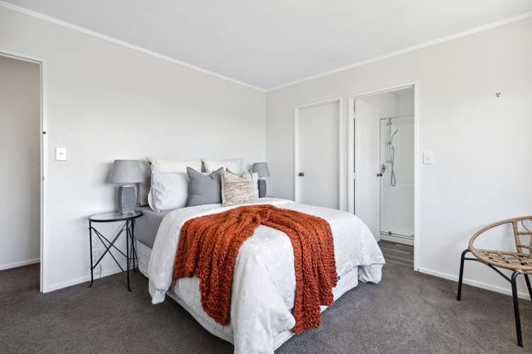 2/48 Barbados Drive Unsworth Heights_12