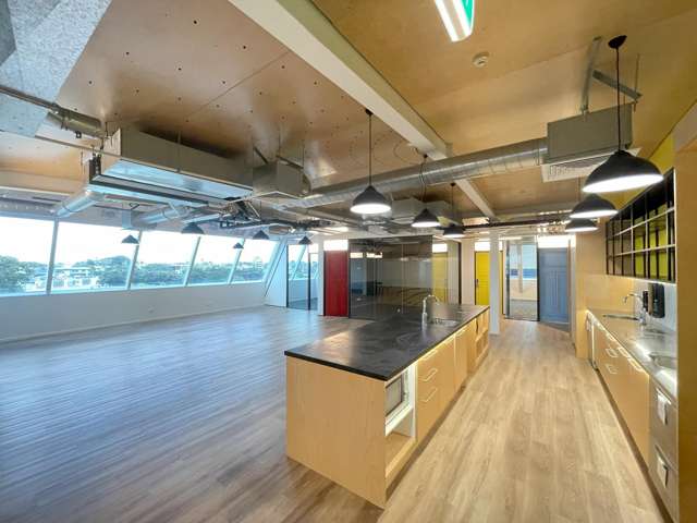 33-45 Hurstmere Road Takapuna_3