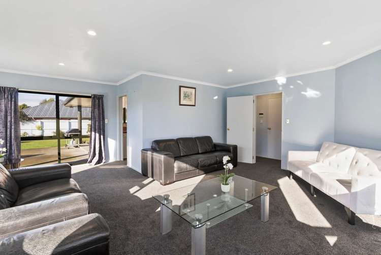 7 Durrell Way Rolleston_13