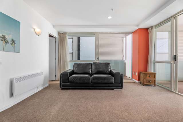 1803/10 Waterloo Quadrant Auckland Central_3