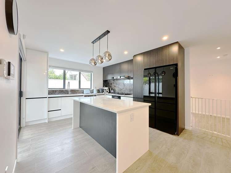 17a Winhall Rise Remuera_16