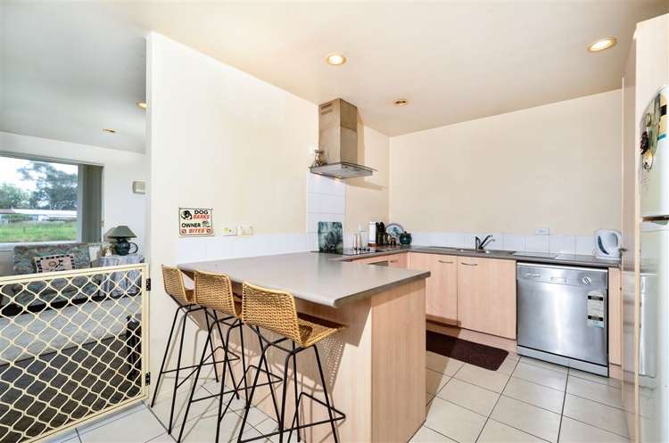 16 Chic Gardens Parakai_4