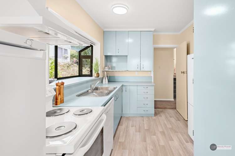 46 Redvers Drive Belmont_5