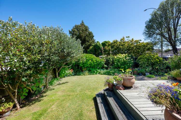 8a Devon Street Glenholme_13