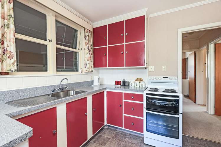 2/34A Te Aute Road Havelock North_6