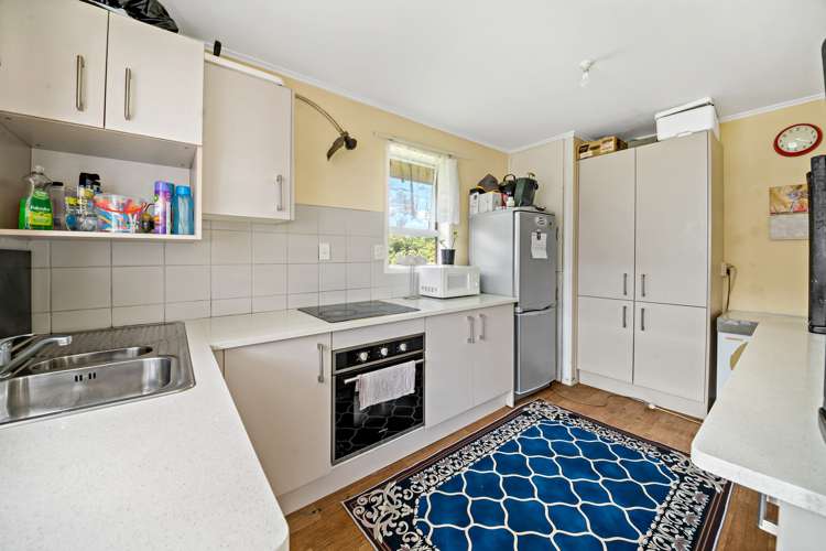 2/3 Browns Road Manurewa_5