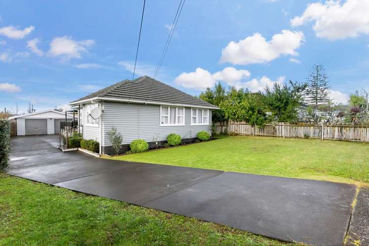 4 Hayman Place Beach Haven_24