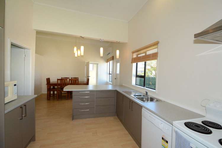 6 Ravelston Street Saint Kilda_12