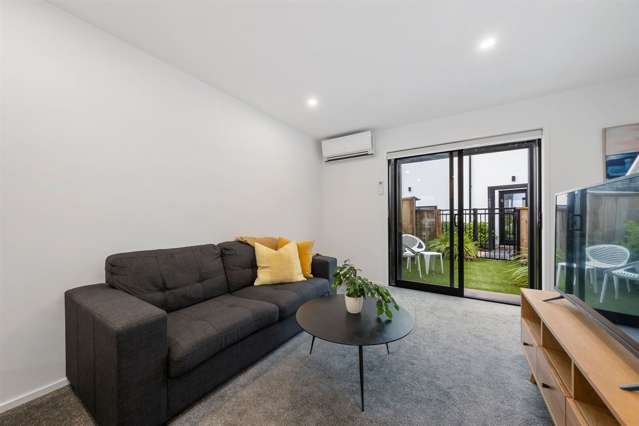 4/4 Riccarton Road Riccarton_4