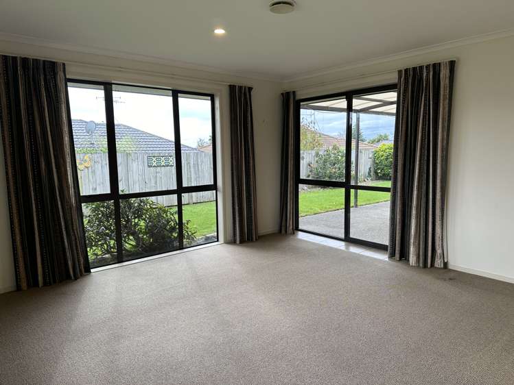 15 Kestrel Avenue Welcome Bay_6