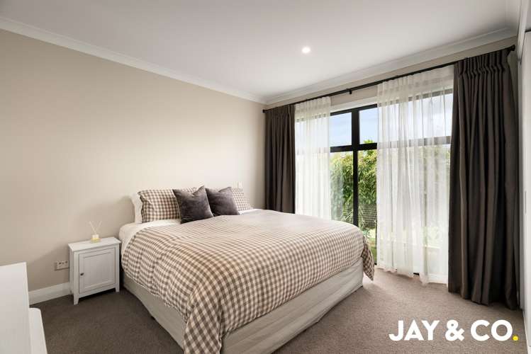 2 Munro Oak Lane Clevedon_7