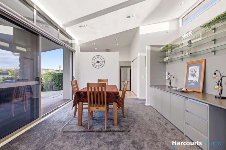 10A Mere Road Taupo_6