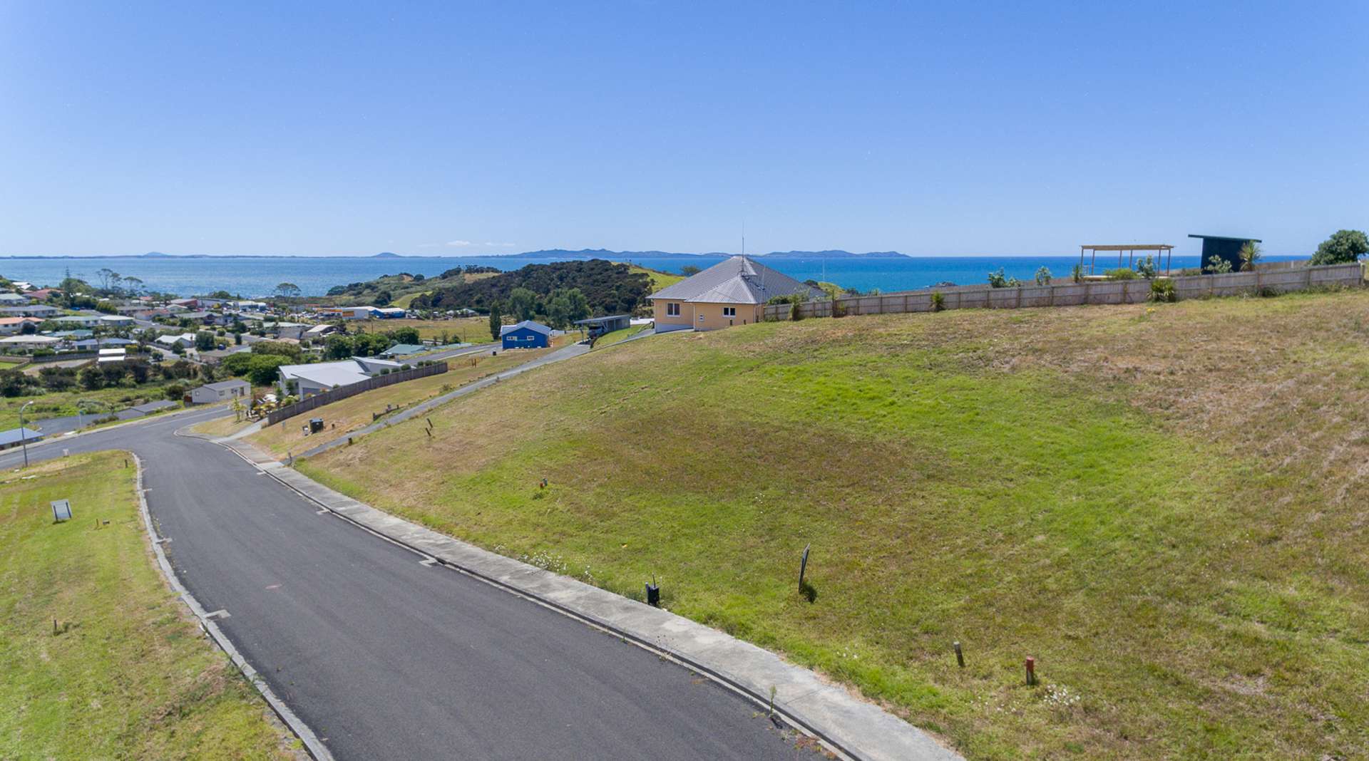 12 Freyja Crescent Coopers Beach_0