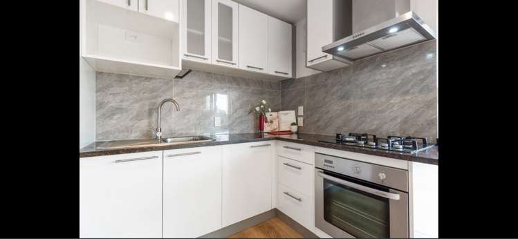 4/64 Chartwell Avenue Glenfield_12