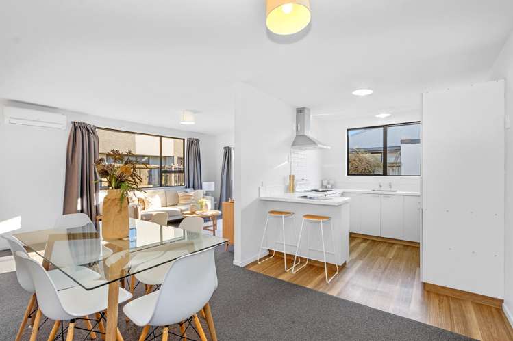 2/39 Buffon Street Waltham_3