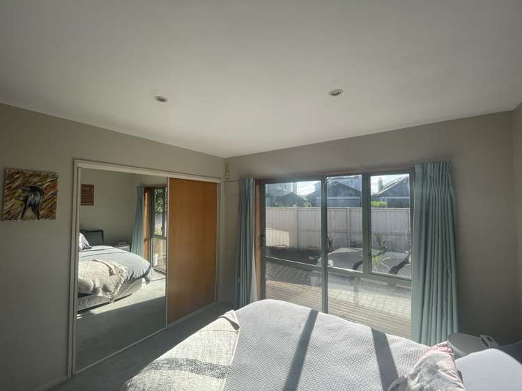 128 Lake Terrace Road Burwood_16