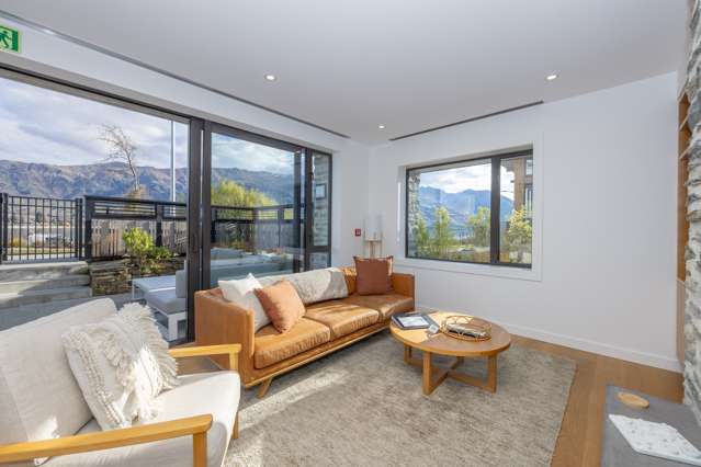 Apt 45 Marina Terrace Apartments, 69 Lakeside Road Wanaka_4