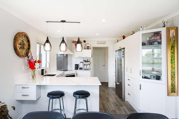 271 Reid Line East Aorangi_17