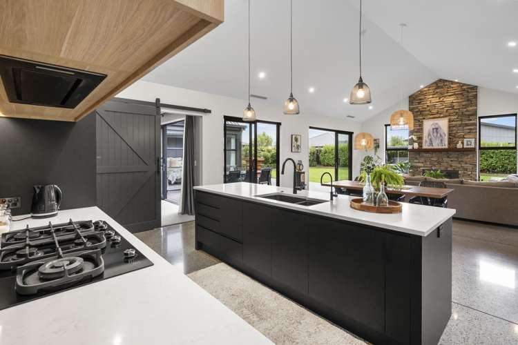 6 Banded Place Rolleston_11