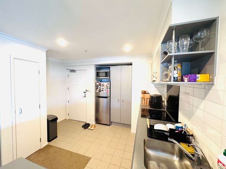 2j/83 New North Road Eden Terrace_7