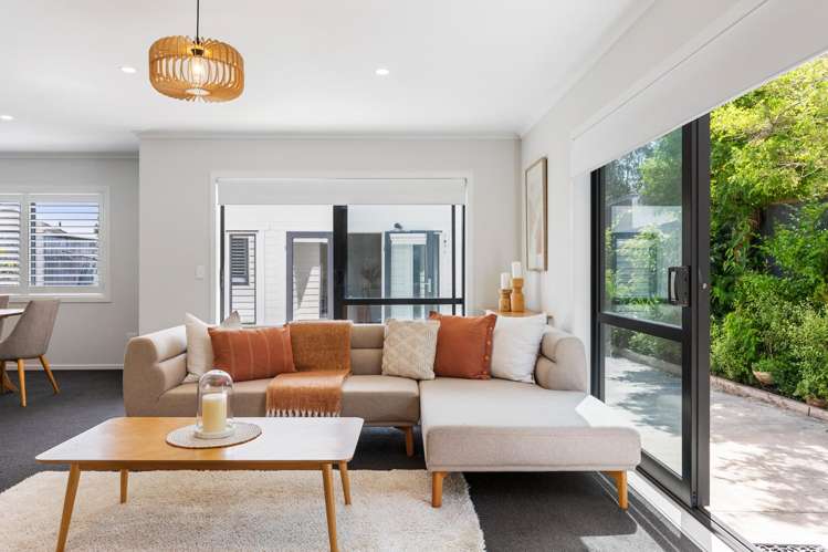 11 Poplar Grove Ebdentown_8