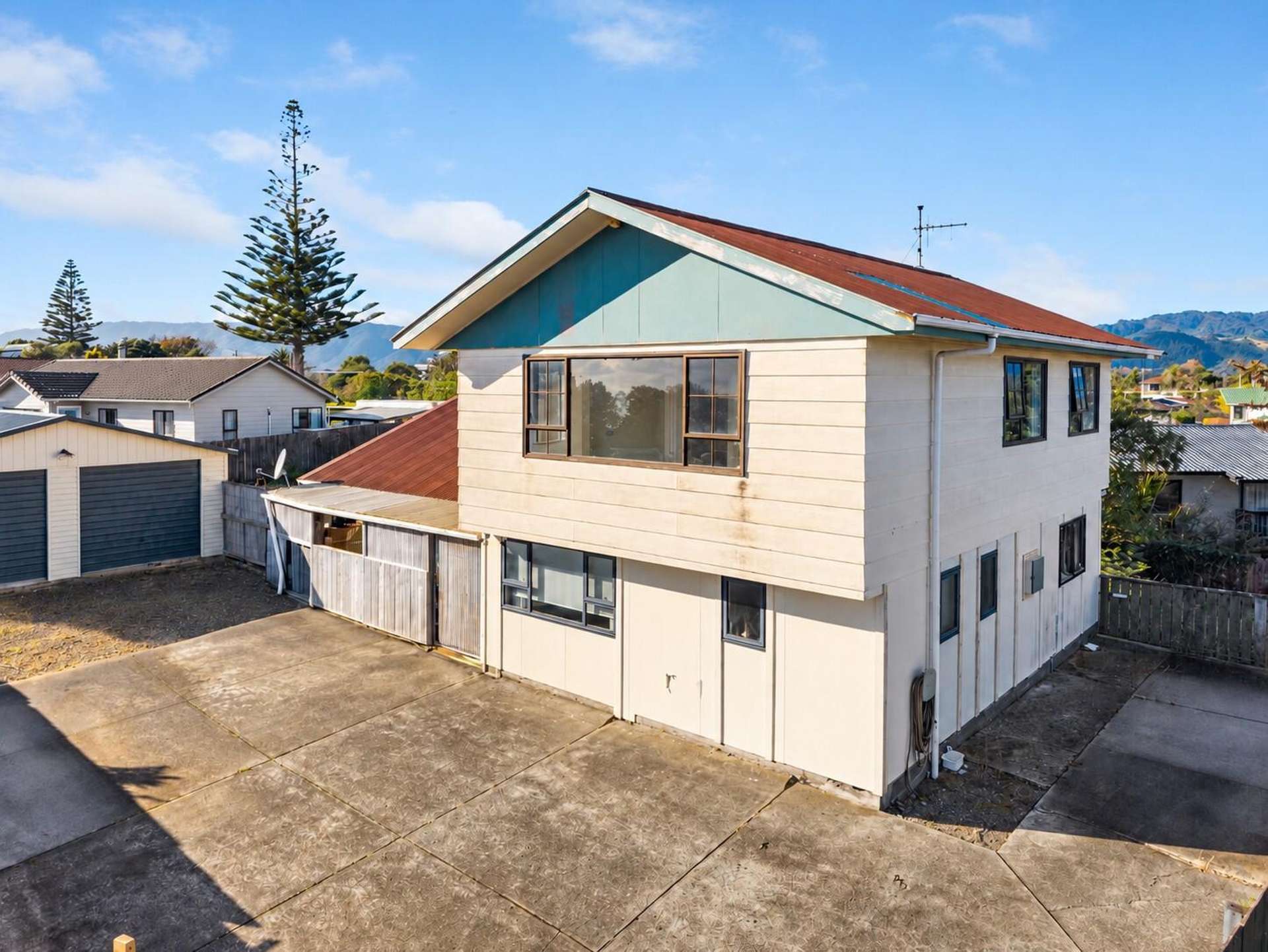 8 Arnold Grove Paraparaumu Beach_0