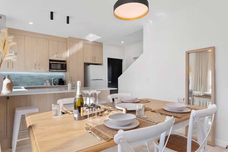 2/141 Waikato Street Central_14