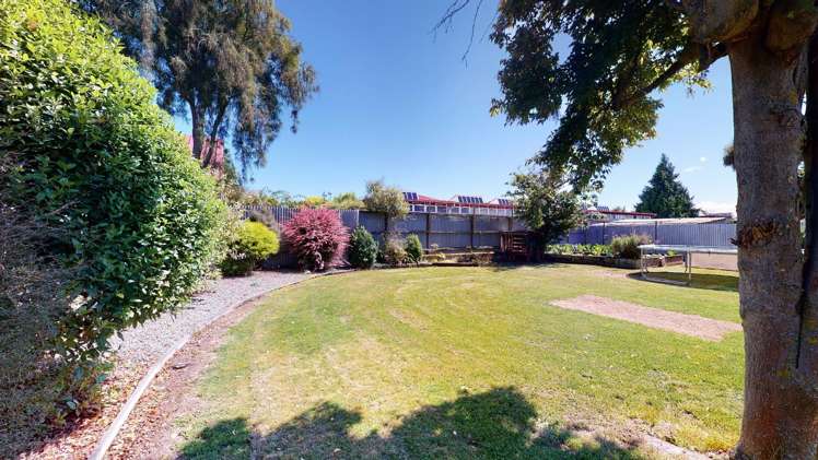 7 Creek Road Allenton_11