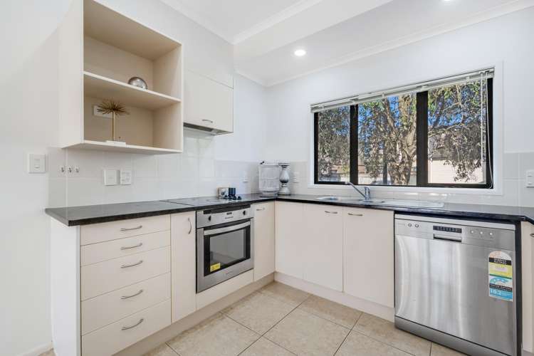 14 Skip Lane East Tamaki_8