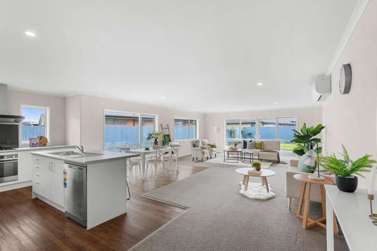 6 Azara Way Wigram_3