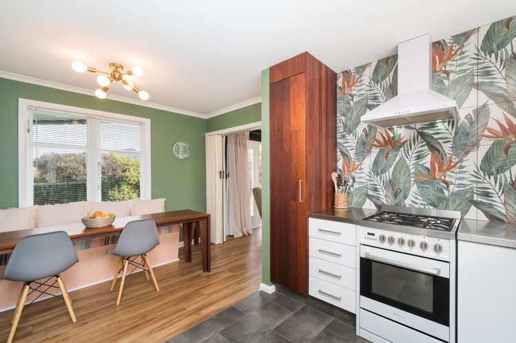 5 Woburn Place Takaro_9