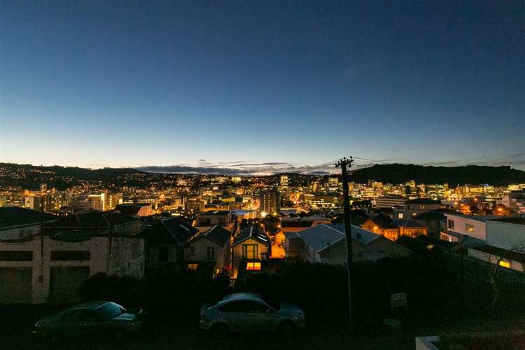 22 Earls Terrace Mount Victoria_16