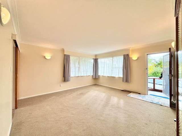 1/7 Portadown Avenue Pakuranga Heights_1