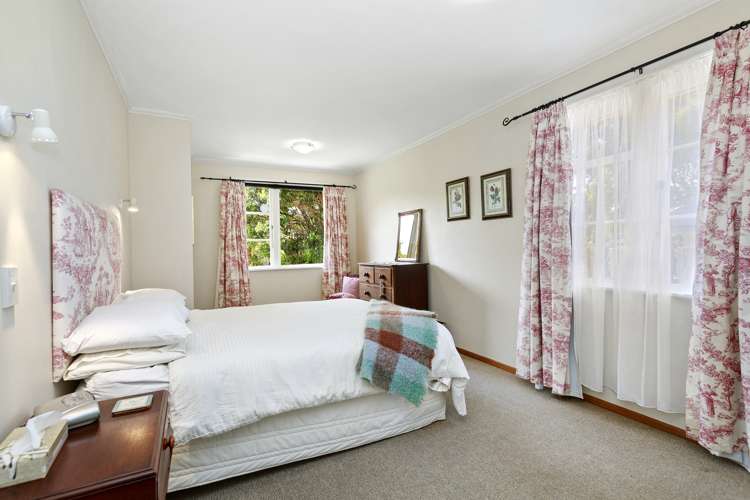 10 Holly Grove Maungaraki_13