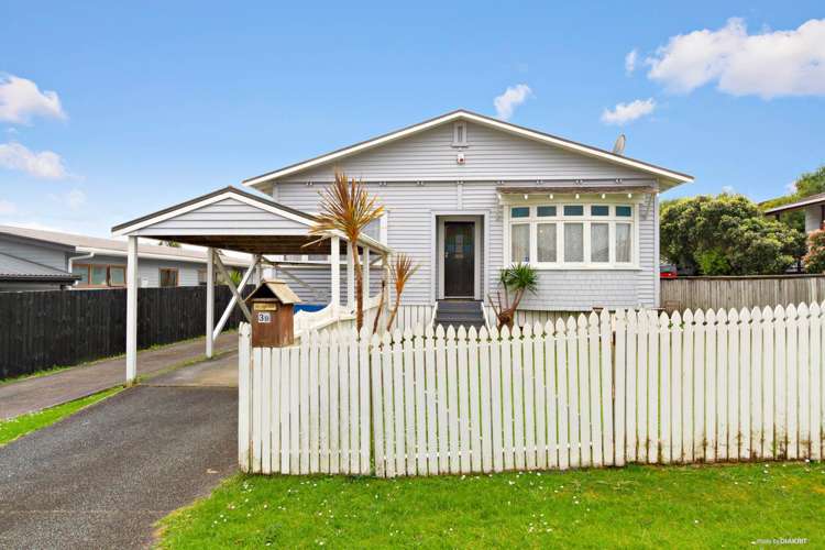 1/3 Taipari Road Te Atatu Peninsula_14
