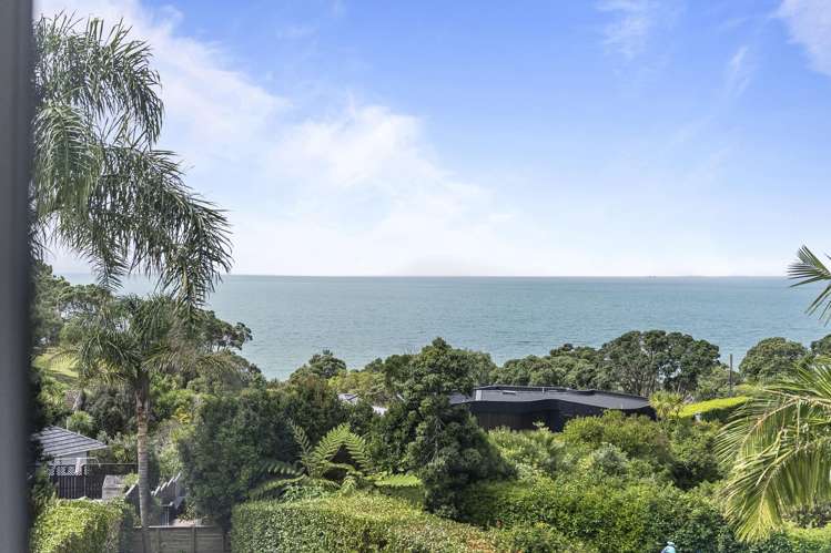 73 Churchill Road Murrays Bay_21