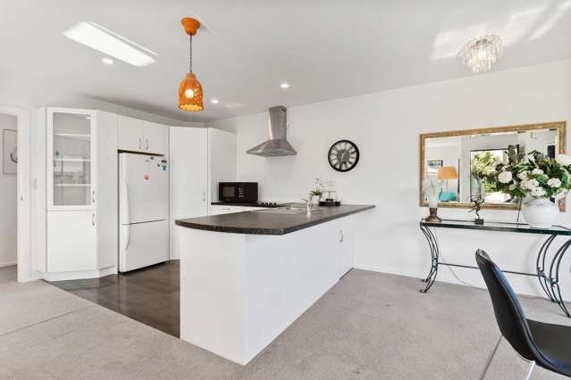 54 Ashmore Park Carterton_3