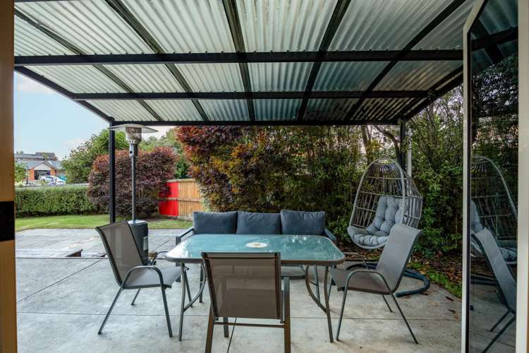 17 Edward Street Grandview Heights_14